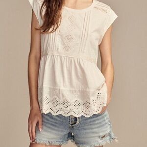 NWT Lucky Brand Women’s Embroidered Peplum Tee Whisper White size L
